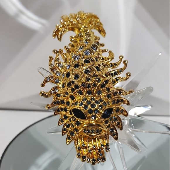 Insane Massive HUTTON WILKINSON Sea Dragon Creature Brooch - Picture 3 of 9